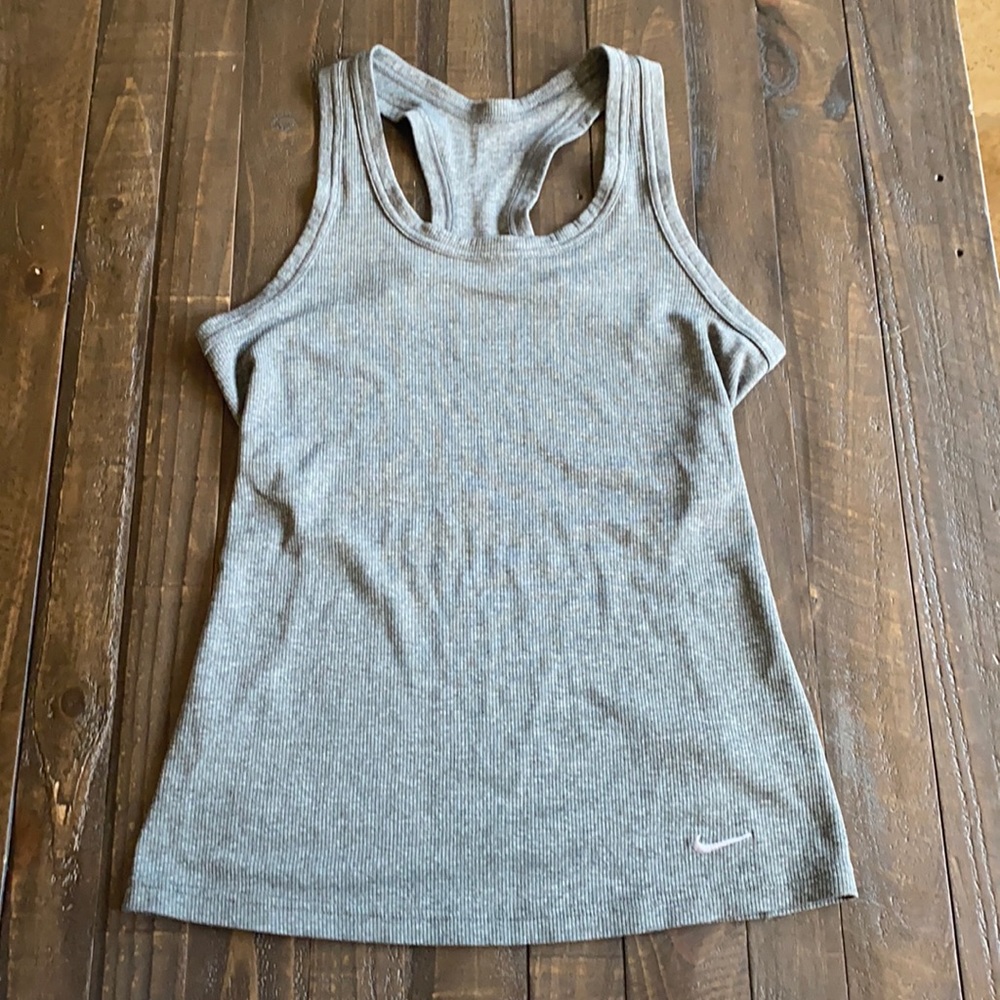 Nike tank